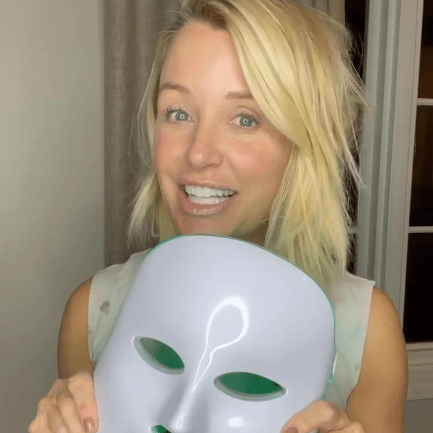 LUMASKIN 7® - Máscara De Fototerapia LED Anti-Edad